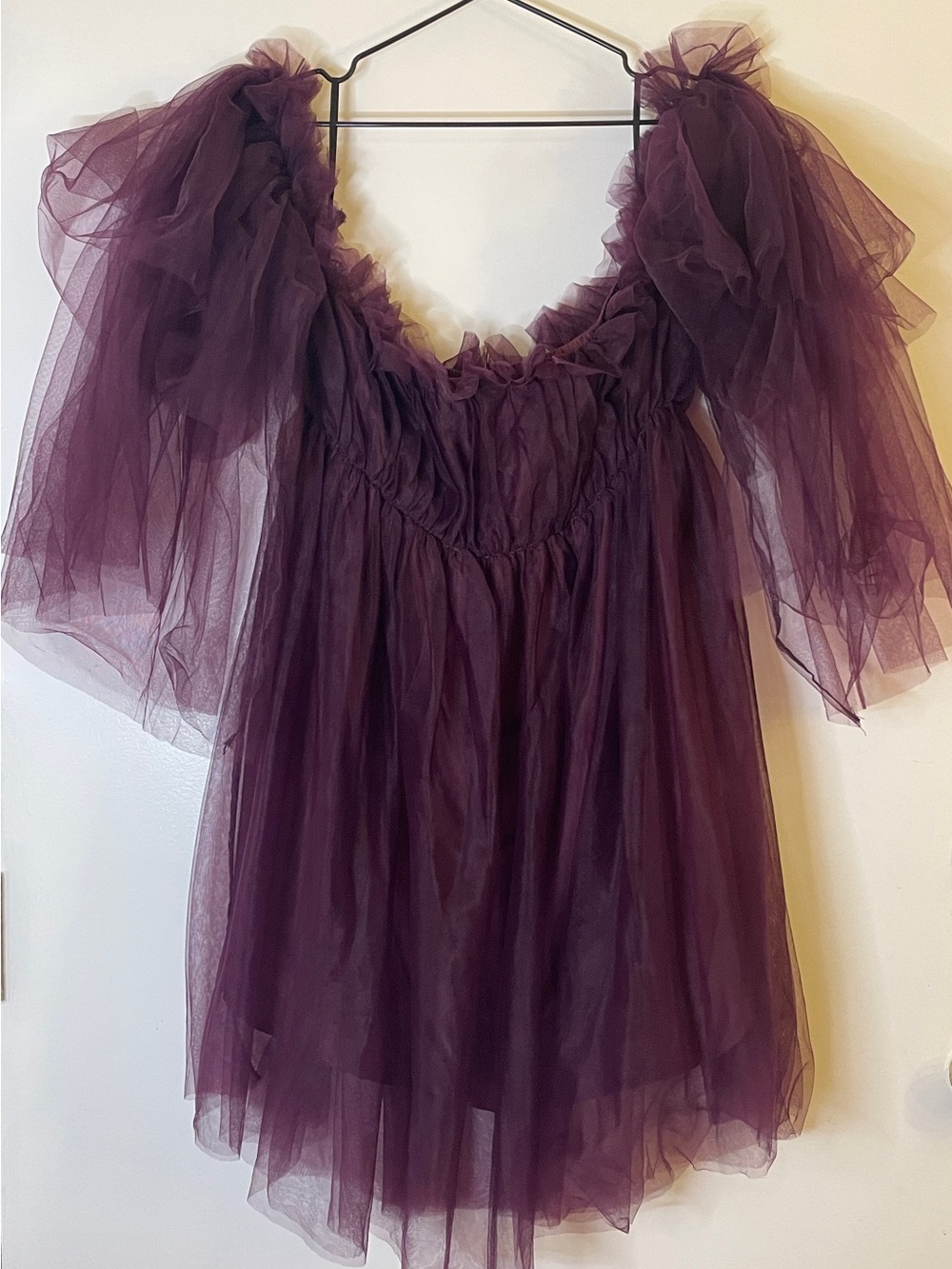 Playful Purple Tulle Puff-Sleeve Womens Party Dress